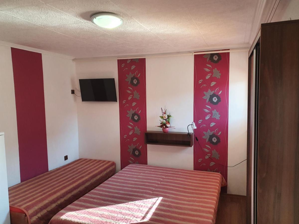 Privat U Jozefa Foeldesa Daire Veľký Meder Dış mekan fotoğraf