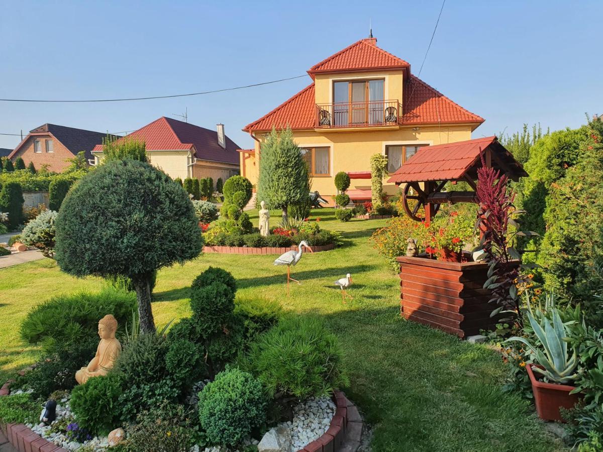 Privat U Jozefa Foeldesa Daire Veľký Meder Dış mekan fotoğraf