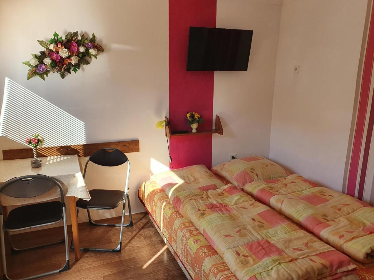 Privat U Jozefa Foeldesa Daire Veľký Meder Dış mekan fotoğraf