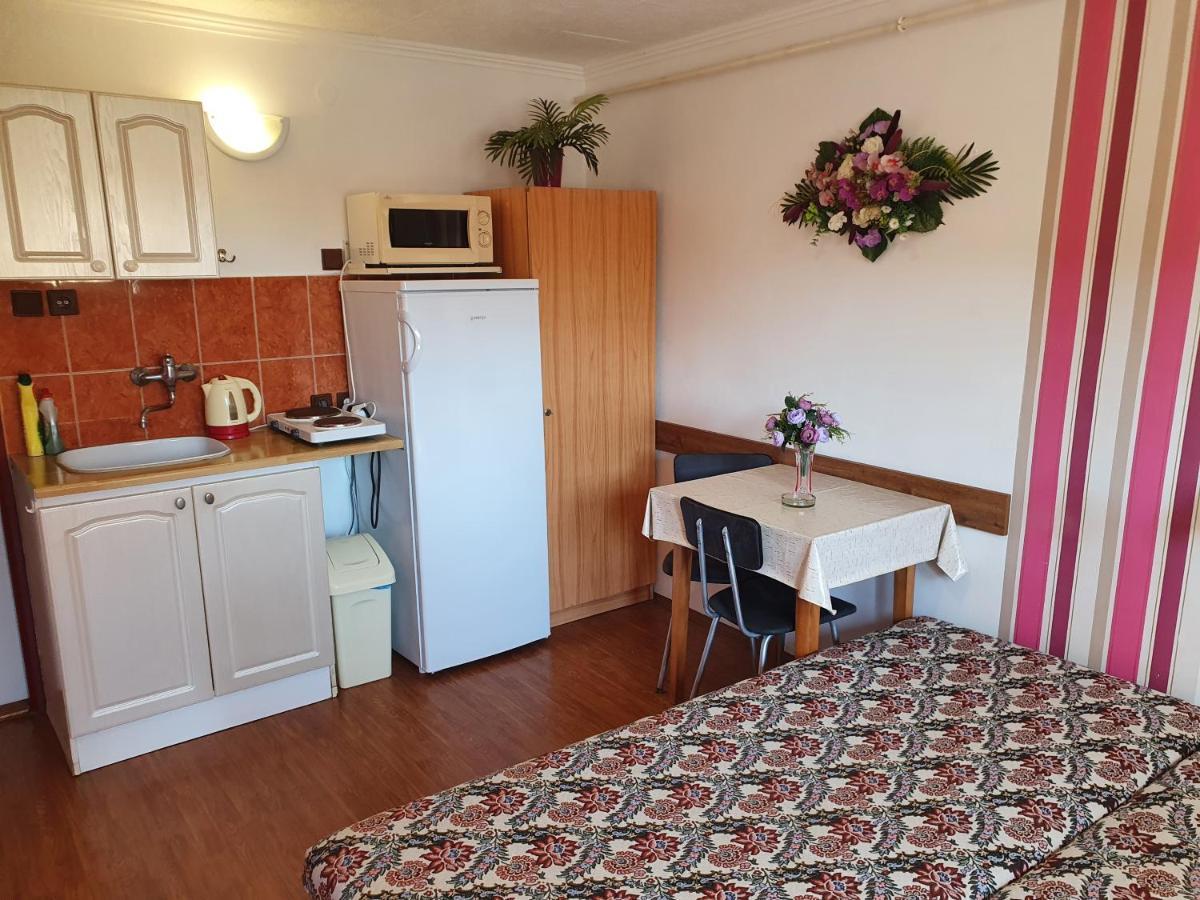 Privat U Jozefa Foeldesa Daire Veľký Meder Dış mekan fotoğraf