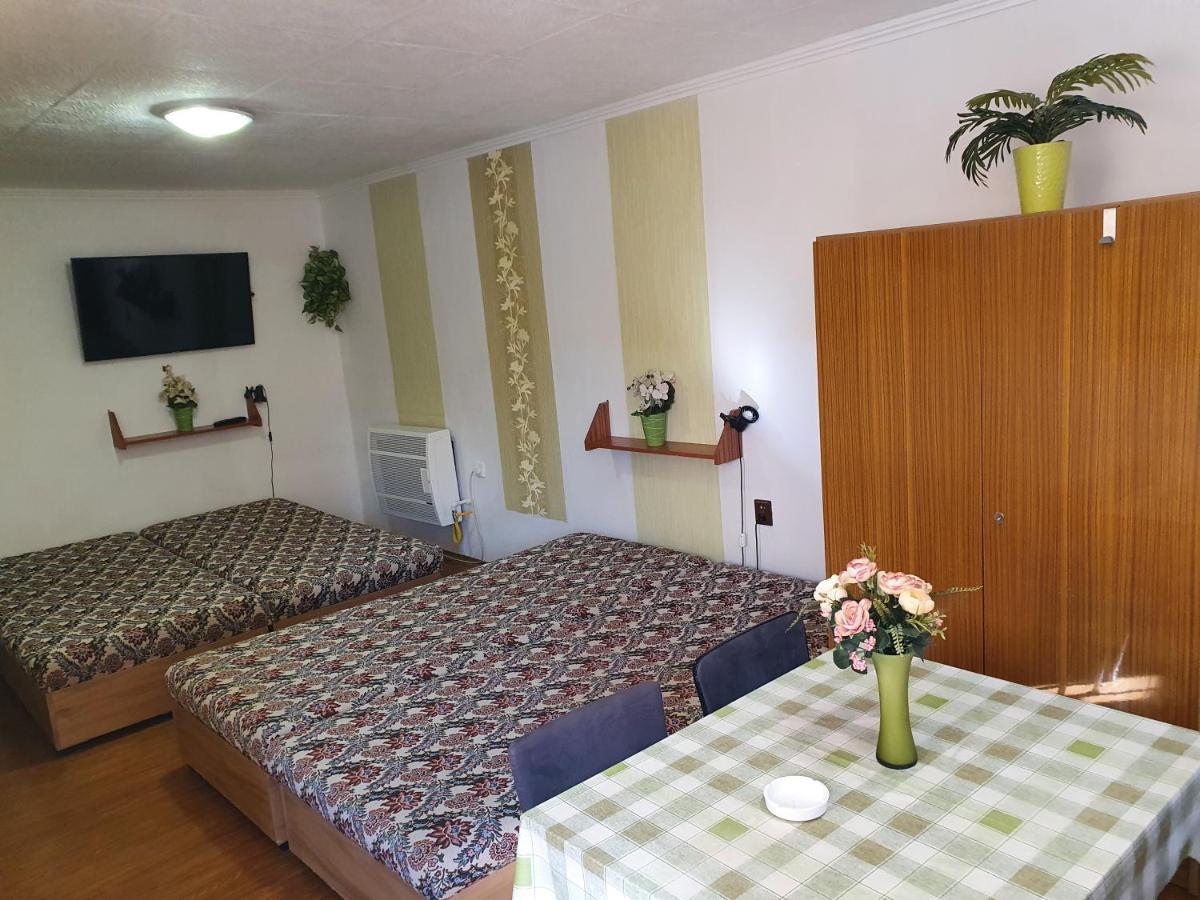 Privat U Jozefa Foeldesa Daire Veľký Meder Dış mekan fotoğraf