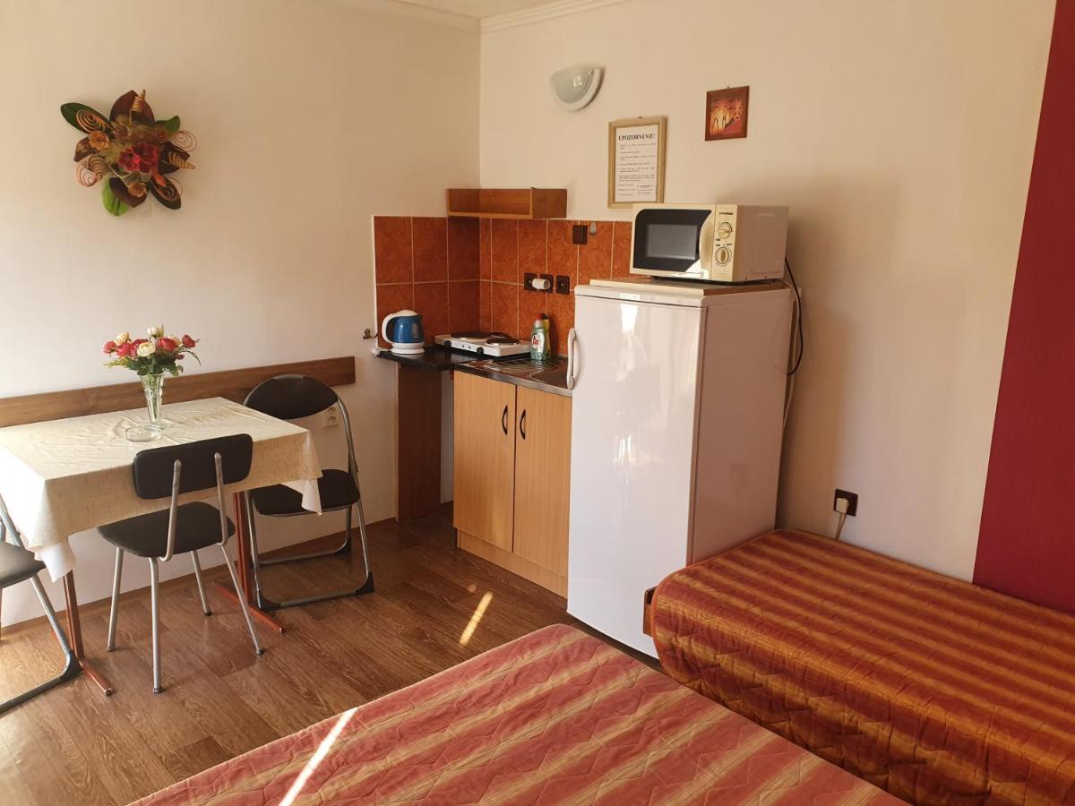 Privat U Jozefa Foeldesa Daire Veľký Meder Dış mekan fotoğraf