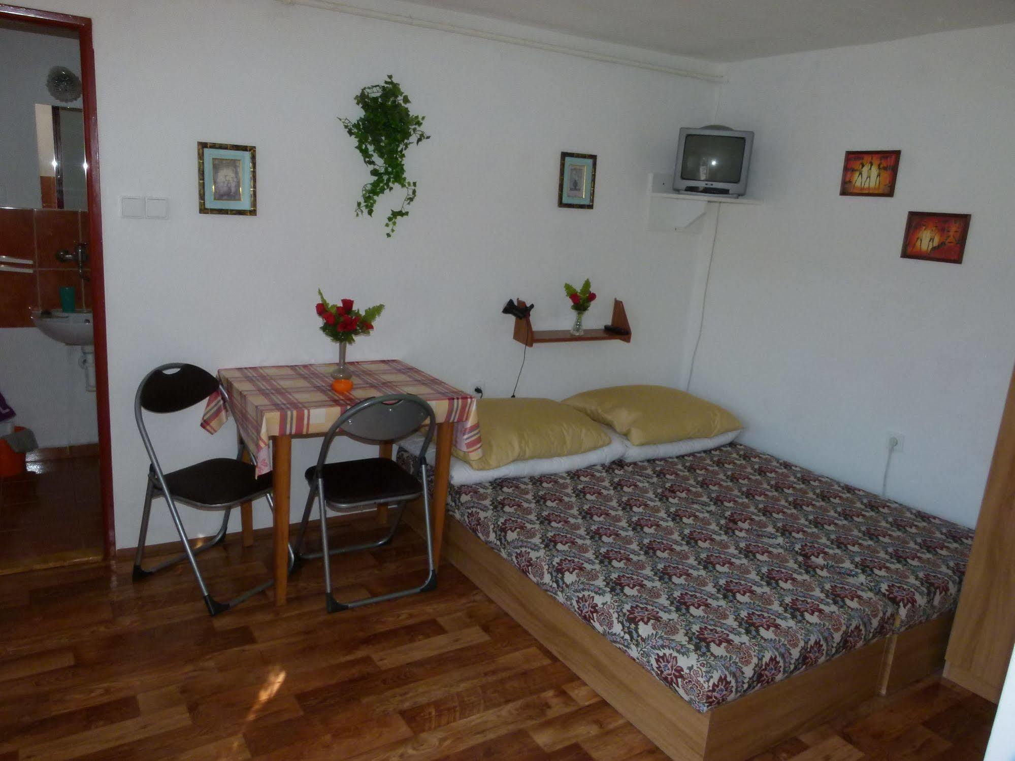 Privat U Jozefa Foeldesa Daire Veľký Meder Dış mekan fotoğraf
